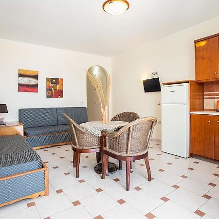 Livadia Beach Suite Exterior foto